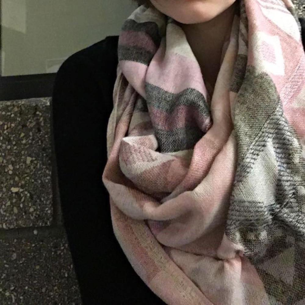 Infinity blanket scarf